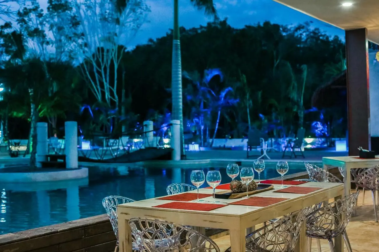 Casa Kaoba Hotel & Suites Playa del Carmen Mexiko